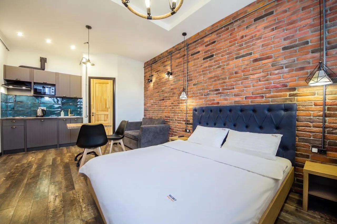 Loft Design Apartments Near Maidan Kyiv 0*,