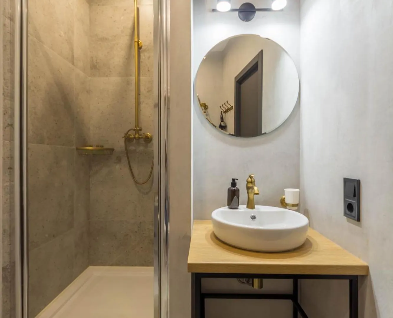 Loft Design Apartments Near Maidan Kyiv