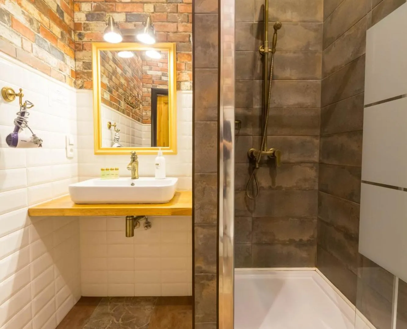 Loft Design Apartments Near Maidan Kyiv 0*,