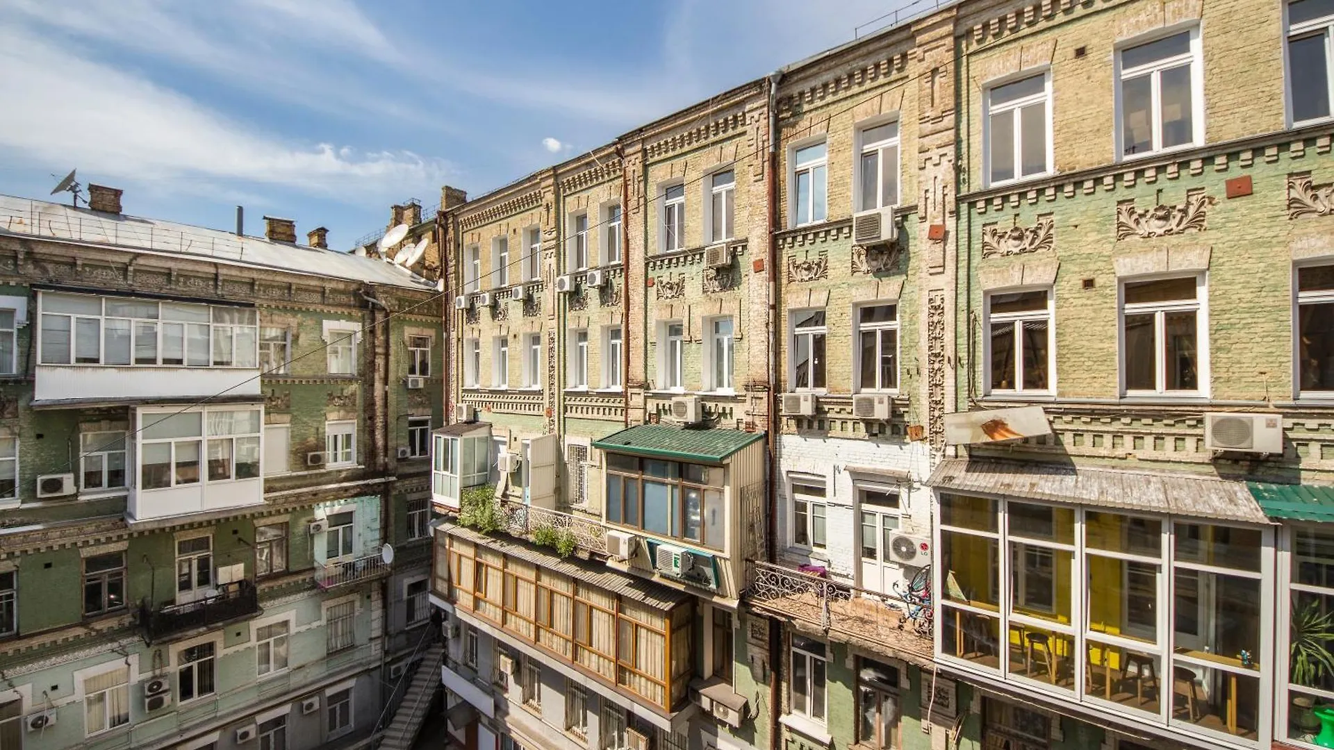 Loft Design Apartments Near Maidan location